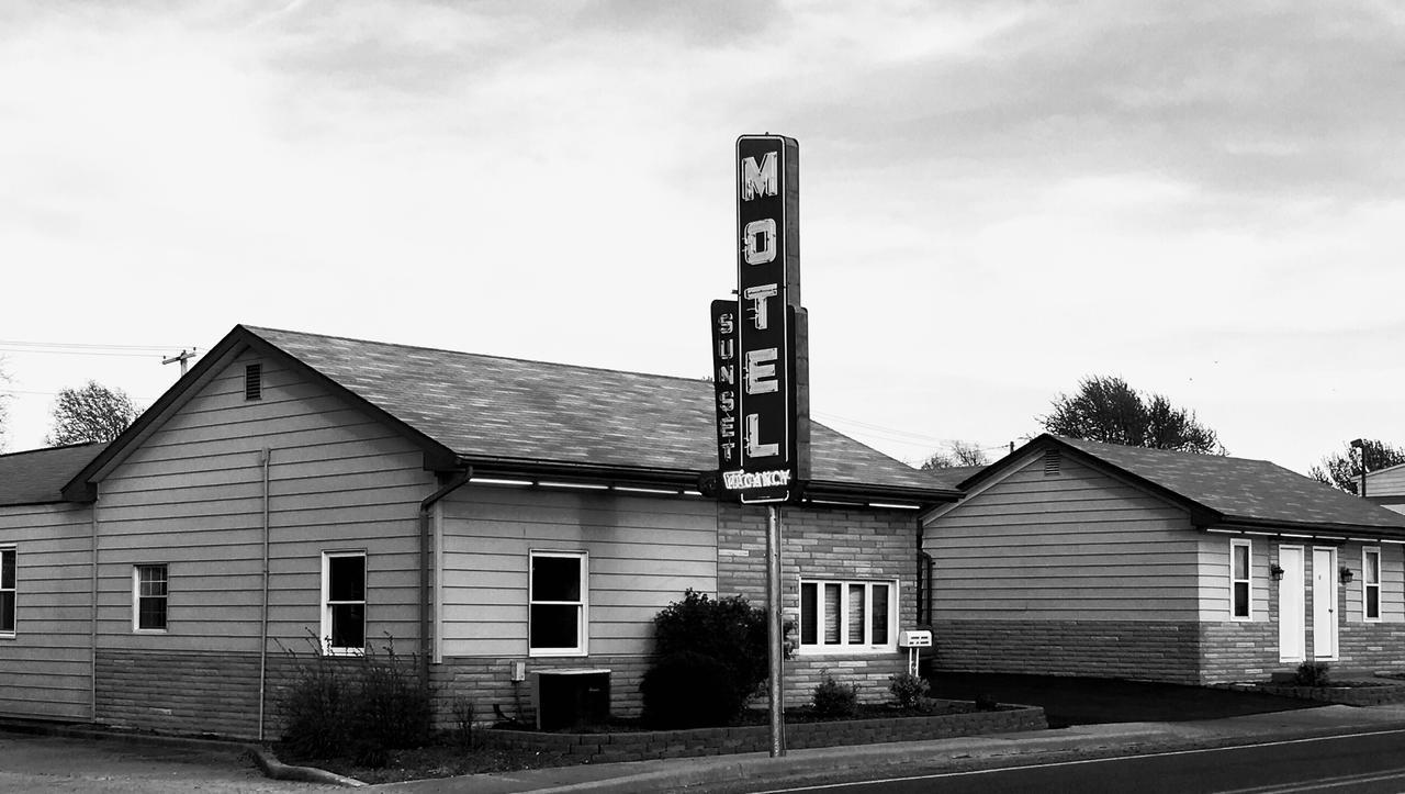 Sunset Motel Waterloo Εξωτερικό φωτογραφία